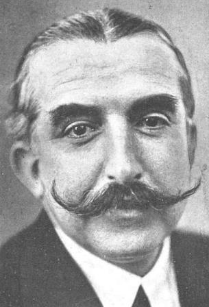 Petro Muñoz Seca.